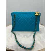 ราคา Chanel Turquoises canvas shoulder bag (27569936943)