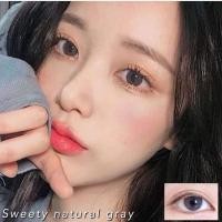 ราคา คอนแทคเลนส์ มี อย.ไทย แต่งหน้า รุ่น Mini sweety Natural สีเทา/ตาล Gray/Brown มีค่าสายตา (0.00)-(-6.00) (21435106090)