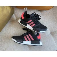 ราคา ของแท้ ⭐️พร้อมส่ง⭐️ Adidas NMD R1 Pink (FV9153) (5158441759)