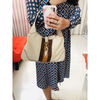 ราคา GUCCI ของแท้ มือสอง สีขาวครีม รุ่น Jackie O HOBO สภาพดี ของใช้ส่วนตัว ไม่ใช่แม่ค้า รุ่นยอดนิยม (6646476391)