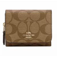 ราคา SMALL TRIFOLD WALLET IN SIGNATURE CANVAS (COACH F41302) BROWN/BLACK/LIGHT GOLD (3916024933)