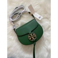 ราคา Tory Burch Miller SMALL Leather Crossbody Saddle Bag (15101215257)