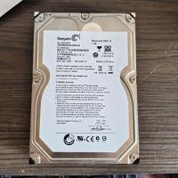 ราคา HDD Seagate SEAGATE Barracuda 1TB 7200 RPM ST31000524AS มือสองสภาพดี ใช้งานได้ปกติ ประกันร้าน (51056085511)