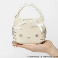 ราคา {ไลฟ์ลด100฿} กระเป๋าสุดฮิตจากญี่ปุ่นHello Kitty x Brilmy Mini Zubora Cosme Pouch Pearl & Silver กระเป๋าเครื่องสำอางค์ (43457275420)