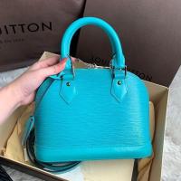 ราคา Like new Lv alma bb epi dc15 สภาพสวยเลย หนังทรงแข็ง ลายชัด ขอบมุมสวย ภายในสะอาดค่า สีน้องน่ารักมว้าก (6909371783)