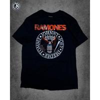 ราคา เสื้อยืดวง Ramones - เสื้อยืดต้นฉบับที่ได้รับอนุญาตอย่างเป็นทางการของ Vintage Eagle Seal (49809990362)
