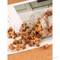 ราคา ไม้สีน้ําตาล Thumbtack Felt Wall โรงเรียนอนุบาลกระดานข้อความขาคงที่โลหะ Thumbtack Cork Board ไม้กดเล็บพร้อมสต็อก (53564958675)