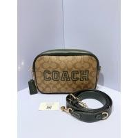 ราคา Coach Jamie Camera Bag In Signature Canvas With Varsity Motif (45108036820)