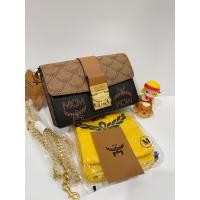 ราคา พร้อมส่งในไทย ของแท้ 100 % กระเป๋า MCM รุ่น Mini Tracy Crossbody Monogram Canvas (50706206694)