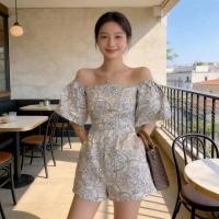 ราคา ชุดจั๊มสูทขาสั้นผู้หญิง ลายดอกเดซี่ น่ารักสดใสรับซัมเมอร์ (53765116643)