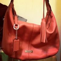 ราคา กระเป๋าโค้ช Coach แท้100% มือสองสภาพดี (2126765562)