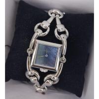 ราคา SALE​ GUCCI​ SIGNORIA BLUE SHELL มือ​ 2 แท้​ % สภาพ​ 85%+ อุปกรณ์​ มีกล่อง​ ใหม่​ GG​ให้ (43377314278)