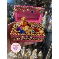 ราคา หีบสมบัติมงคลเรียกทรัพย์ถวายได้ทุกพระองค์งานสีพาสเทลเป็นงานแฮนเมดนะคะ (15100445571)