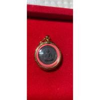 ราคา พระผงจันทร์ลอยหลวงปู่โต๊ะเนื้อผงใบลานปีหนึ่งแปดขอบมนสวย (23487586799)