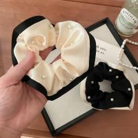 ราคา เข็มขัดหัวเส้นสายคล้องผมขนาดใหญ่ ทำจากซาติน มีไข่มุก พวงมาลัยสำหรับผม ของประดับผมคุณภาพดี REBO (49555065602)