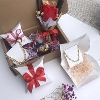ราคา Surprise Rose Soap Flower Mini Bouquet พร้อมสร้อยข้อมือชุบทอง 18k สําหรับโอกาสทั้งหมด (22543491575)