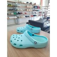 ราคา รองเท้าcrocsมือสองของแท้ size M9 42.5 วัดจริงยาว 26.5-27 cm (26172081388)