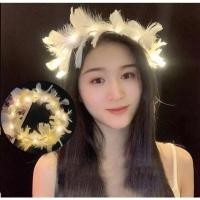 ราคา มงกุฎขนนกสีขาวมีไฟ ที่คาดผมมีไฟ LED มงกุฎนางฟ้า พร็อพถ่ายรูปปาร์ตี้กลางคืน เครื่องประดับผมแฟชั่น LED Crown (49464369882)