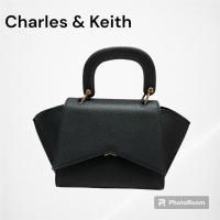 ราคา ส่งต่อ กระเป๋าถือ สีดำ ไซส์กลาง Charles & Keith ของแท้ซื้อจาก shop ในห้างค่ะ กระเป๋าไปงาน (23815227242)