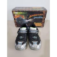 ราคา รองเท้าใบเด็ก รองเท้าผ้าใบ ยี่ห้อ skechers มือ 2 ใส่ 5 ครั้ง รุ่น Aventure size12 สีเทาเขียว มีไฟ ตำหนิเขียนชื่อที่ลิ้น (5445696966)