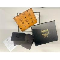 ราคา MCM กระเป๋าสตางค์ผู้ชายใบสั้น รุ่น Bifold Wallet in Visetos Original MCM CO21M VIS ORG Code:MXS AAVIO2 CO001 (28303649161)