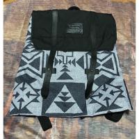 ราคา กระเป๋าเป้ BURTON สภาพมากกว่า 90% (12616864457)