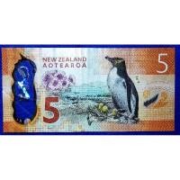 ราคา แบงก์​นิวซีแลนด์​ New​ Zealand, 5 Dollars, (รุ่น​พลาสติก​), ใช้แล้ว, B980E (26757905806)