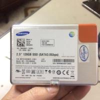 ราคา Samsung 128gb SATA3.0 Gbps SSD (45411538731)