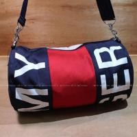 ราคา NEW Genuine TOMMY HILFIGER Mini Duffle Duffel Bag Gym Carry-On Flight Handbag (986705549)