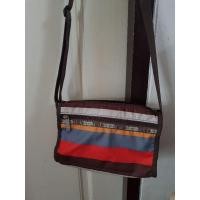 ราคา กระเป๋าสะพาย Lesportsac ของแท้ มือสอง ส่งต่อ สภาพดี ขายถูก (22401870422)