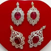 ราคา จี้พร้อมเข็มกลัดพลอยสีทับทิม ล้อมเพชร CZ ชุบ 2 กษัตริย์ หรือทองคำขาว ราคาพิเศษ (46661496068)