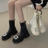 ราคา รองเท้าบูท ซิปหน้า แต่งเพชรด้านหน้า เสริมส้น 5 CM (22405390809)