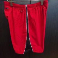 ราคา กางเกงผ้าร่ม Nike running dri fit สีแดง แถบข้างดำ มีกระเป๋าซิปข้างหลัง (29079713241)