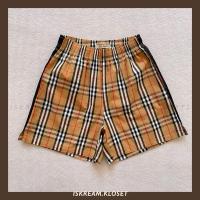 ราคา BURBERRY Shorts Nova checked กางเกงขาสั้นมือสอง✔️ (24113353533)