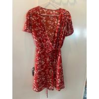 ราคา ส่งต่อเดรสลายดอกสีแดง เดรสฮาวาย (41514706430)