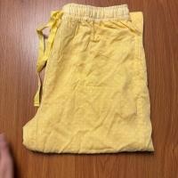 ราคา Uniqlo กางเกงใส่นอน สีเหลืองลายจุด size M (50664959854)
