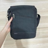 ราคา giordano กระเป๋าสะพาย มือ2 สีดำ (27259492041)