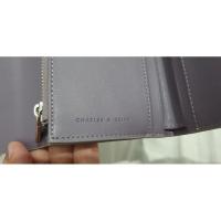 ราคา Preloved CHARLES N KEITH ori Wallet (20788837503)