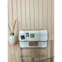 ราคา ส่งต่อ!!ของใหม่ กระเป๋า Lyn แท้ 100% (22389425718)