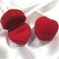 ราคา กล่องใส่แหวน ตลับหัวใจ ตลับกำมะหยี่แดง ใส่เครื่องประดับ พร้อมส่ง (5839230881)