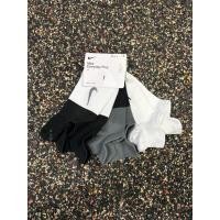 ราคา Wenwen ของแท้ Nike Nike สามคู่ชายหญิง Quick-Drying Breathable กีฬาสั้นหลอดถุงเท้าเรือ CV2964-904 (57912373447)