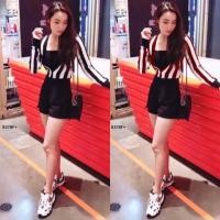 ราคา TW8378 จั้มสูทคอวีแขนยาว ลายริ้ว ตัดต่อกางเกงขาสั้นสีพื้นดำ+เกาะอกตัวใน **สอบถามก่อนสั่งซื้อ** (1996139088)