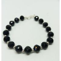 ราคา สร้อยข้อมือนิลแท้ คั่นเม็ดเงินแท้ 925 นิลกาญจนบุรีแท้ ขนาด 8 มิล (6858176780)