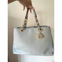 ราคา กระเป๋าถือ MK แท้ สีฟ้าอ่อน (25301856344)