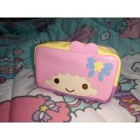 ราคา SALE​ กระเป๋าเครื่องสำอางค์​ / กระเป๋าเครื่องเขียน​ งาน​ SANRIO​ หนังแก้ว​ LITTLE​ TWIN​ STARS (6851368380)