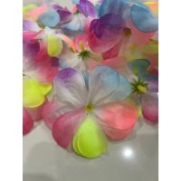 ราคา ดอกลีลาวดี (หัวดอกลีลาวดี สีรุ้ง อย่างดี 1ถุงมี 50ดอก ) พร้อมส่งจากไทย ดอกลีลาวดีผ้า อย่างดี มีรูร้อยได้ เสียบได้ ทนแดด (29762169704)