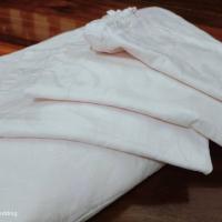 ราคา ชุดผ้าปูpasaya5ฟุต สีชมพู(มือสอง) (53216973743)