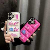 ราคา ภาพยนตร์ตัวอักษรตุ๊กตาบาร์บี้ Graffiti Label Hard Shell Down Jacketเคสโทรศัพท์เหมาะสําหรับIPhone 17 17Air 16 16Pro 16PM 16Plus 15 15P 15PM 14 13 13PM 12 12PM 11P 11PM X XR 7P (48714456913)