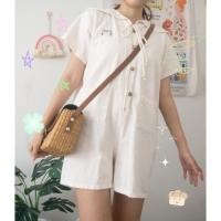 ราคา เสื้อจั๊มสูทขาสั้นมือสอง สีครีม ผ้าฝ้ายลินิน ดีเทลปักลายน้องแมว อก38'' (55507623975)