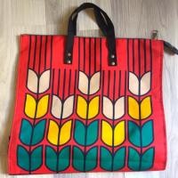ราคา กระเป๋า vintage bag สีแดง (397183097)